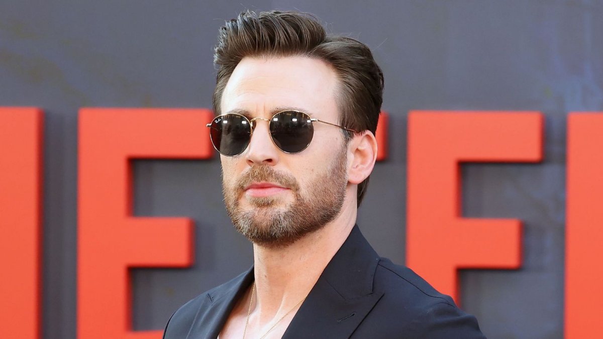 Chris Evans will never host Saturday Night Live: ‘The idea terrifies me’