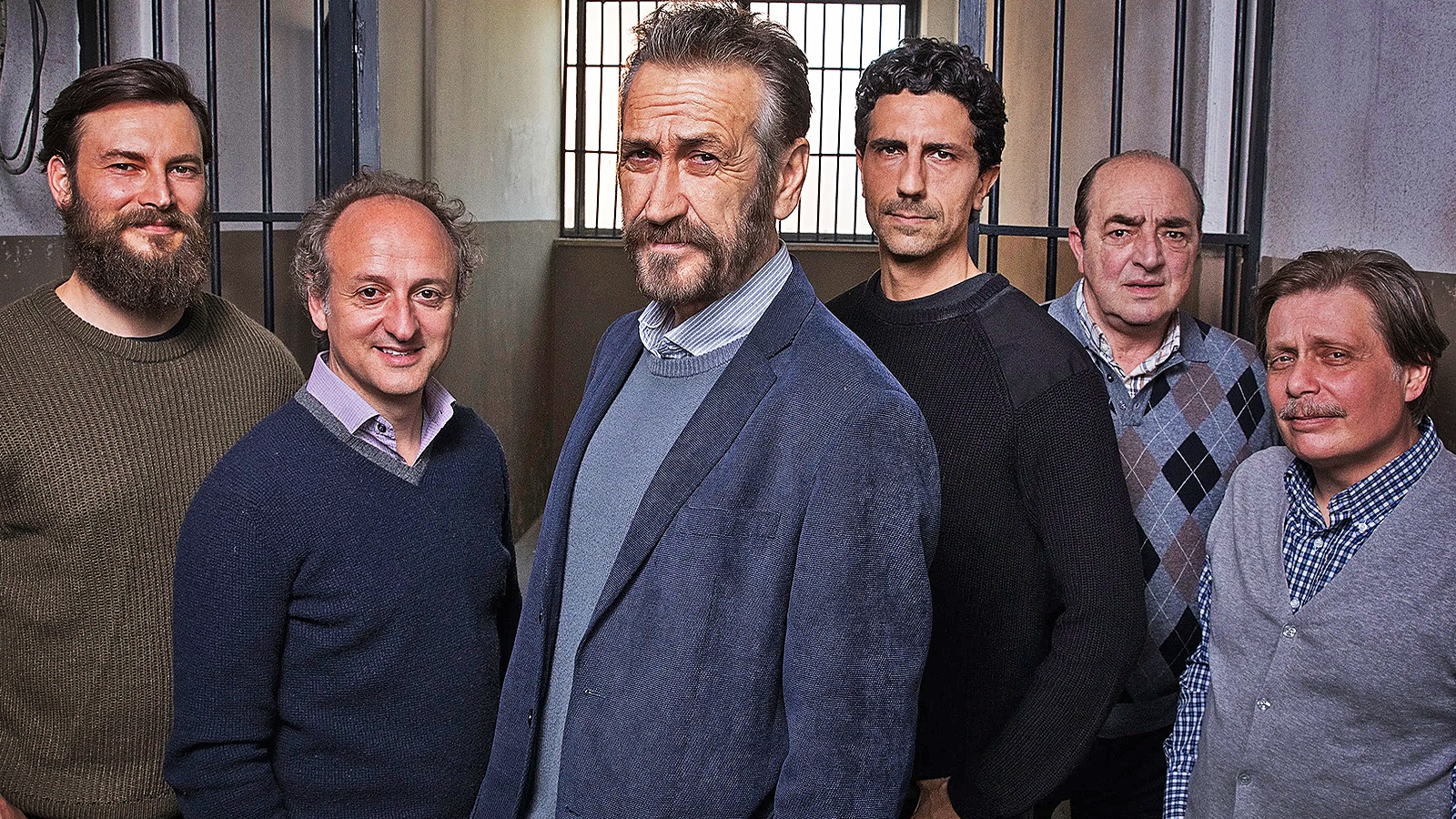 Rocco Schiavone 5, la recensione: il viaggio continua per il vicequestore più anticonformista della tv