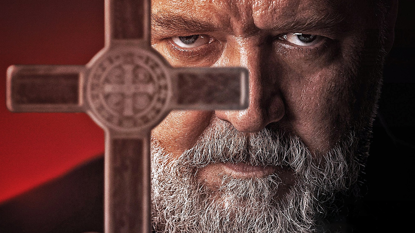 L'Esorcista del Papa, la recensione: il film con Russell Crowe è un instant... scult!