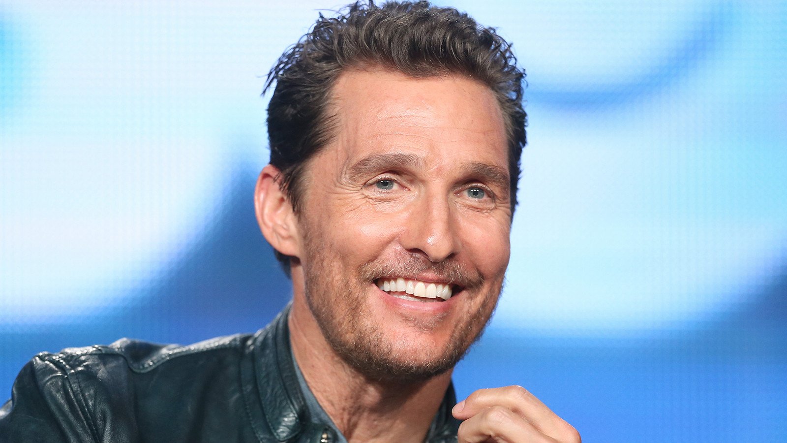 Matthew McConaughey svela titolo e dettagli della sua nuova serie tv con Woody Harrelson