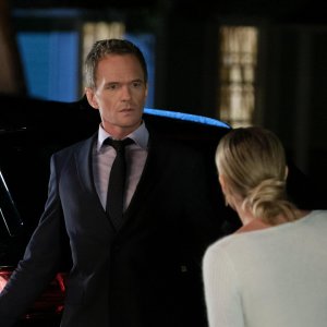 How I Met Your Father 2: Neil Patrick Harris in una scena