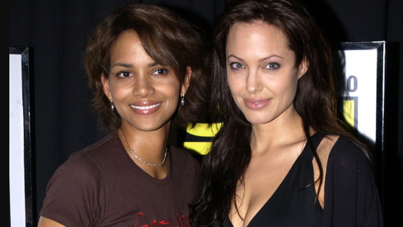 Angelina Jolie e Halle Berry nell'action thriller Maude v Maude