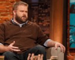 Robert Kirkman dopo Renfield: 'In futuro potrei occuparmi di altri film sui mostri Universal'