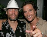 Matthew McConaughey e Woody Harrelson potrebbero essere fratelli: 'È pazzesco', pronti al test del DNA