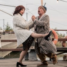 Acqua e anice: Stefania Sandrelli e Paolo Rossi in una scena del film