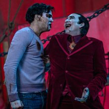 Renfield: Nicolas Cage, Nicholas Hoult in un momento del film