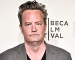Matthew Perry giura che rimuoverà i commenti su Keanu Reeves dal suo memoir: 'Ho scritto una stupidaggine'