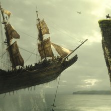Peter Pan & Wendy: la nave di Capitan Uncino in una scena d'azione