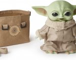 The Mandalorian: l’adorabile peluche di Grogu con borsetta è scontatissimo su Amazon