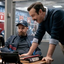Ted Lasso 3: Jason Sudeikis in un'immagine della serie