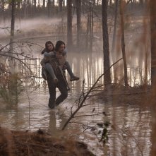 65: Fuga dalla Terra, Adam Driver e Ariana Greenblatt in una scena del film