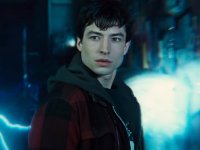 The Flash, Andy Muschietti su Ezra Miller: 'Speriamo migliori presto, ci sta lavorando con impegno'