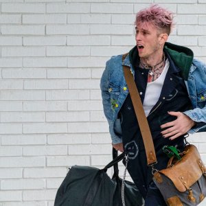 One Way: Colson Baker in una scena del film