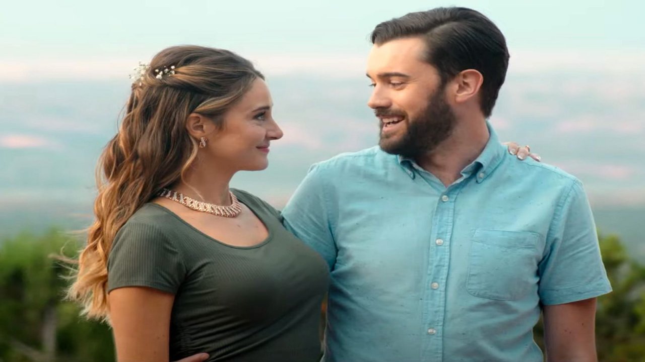 Robots: il trailer ufficiale della commedia con Shailene Woodley e Jack Whitehall (VIDEO)