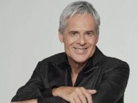 Claudio Baglioni: trailer e poster del film Tutti su! Buon compleanno Claudio, al cinema dal 15 al 17 maggio