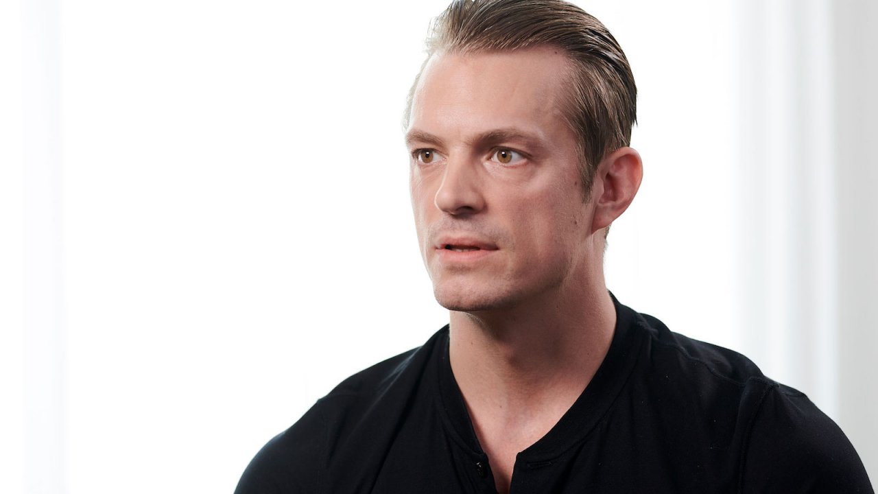 They Found Us: Joel Kinnaman sarà rapito dagli alieni nel nuovo film sci-fi di Neill Blomkamp