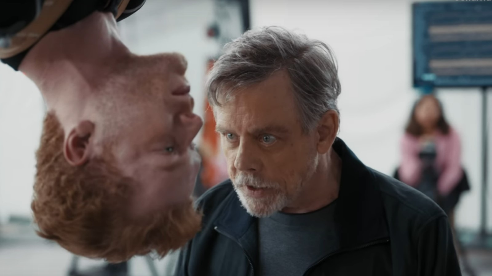 Star Wars Jedi: Survivor, Mark Hamill insegna a usare le Forza nel divertente spot del videogioco