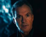 The Flash: Michael Keaton ha chiesto al regista di fargli una foto nella Batcaverna per il nipotino