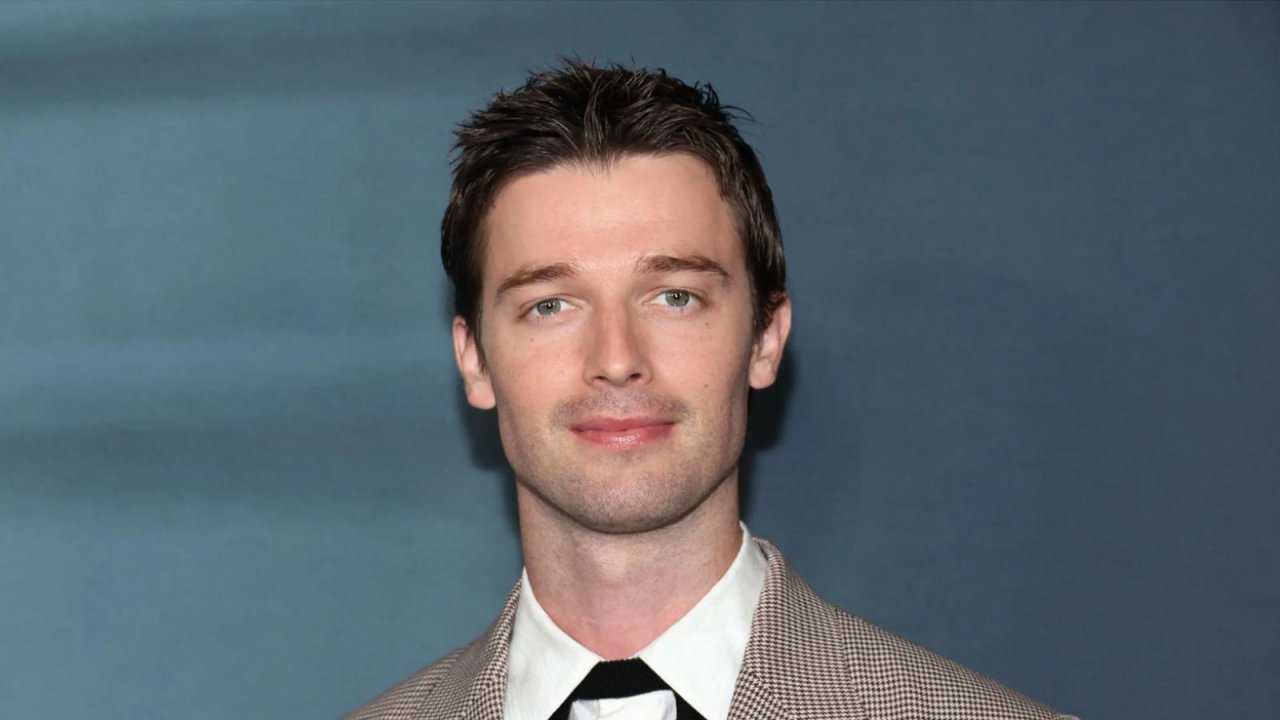 The Boys: il nuovo poster dello spinoff Gen V svela Patrick Schwarzenegger nei panni di Golden Boy