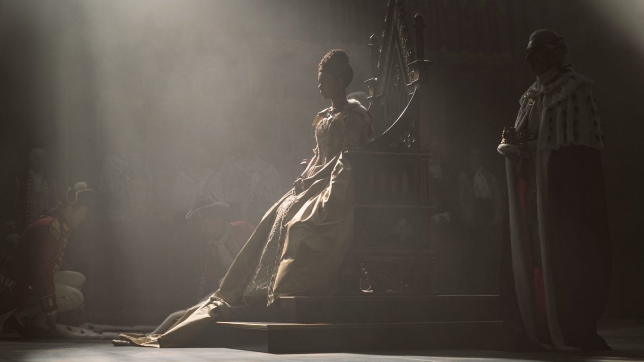 La Regina Carlotta: Una Storia di Bridgerton, la recensione: Grande festa alla corte d’Inghilterra
