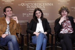 La Quattordicesima Domenica Del Tempo Ordinario - Nick Russo, Camilla Ciraolo, Lodo Guenzi