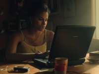 Black Mirror: ChatGPT ha scritto un episodio ed era 'una merda'