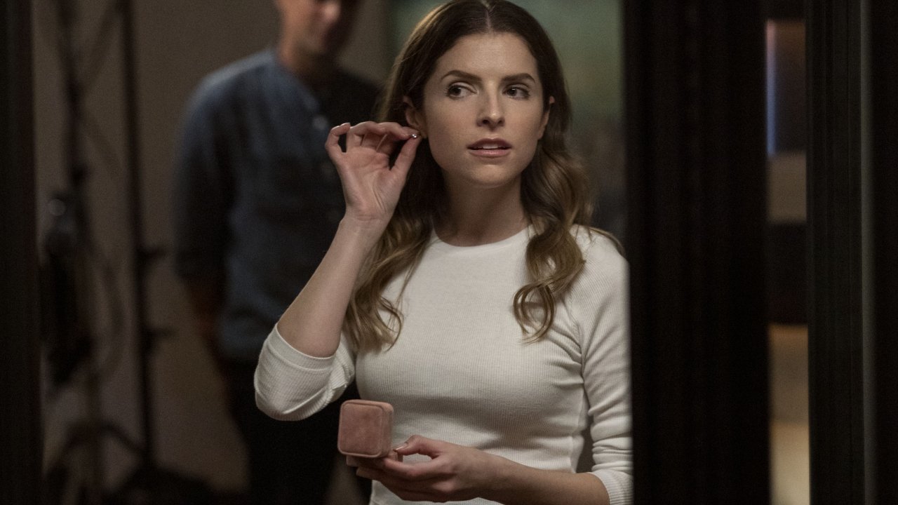 Anna Kendrick in Alice, Darling