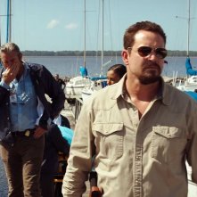 Muti: Cole Hauser in una scena