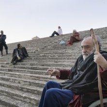 La divina cometa: Alessandro Haber in una scena del film