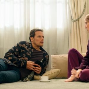 Love Again: Céline Dion e Sam Heughan in una scena del film