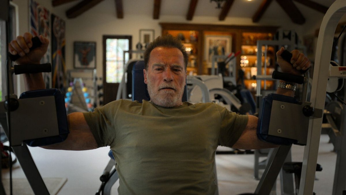Arnold Schwarzenegger, per King Conan si sta sottoponendo ad allenamenti estremi a 78 anni