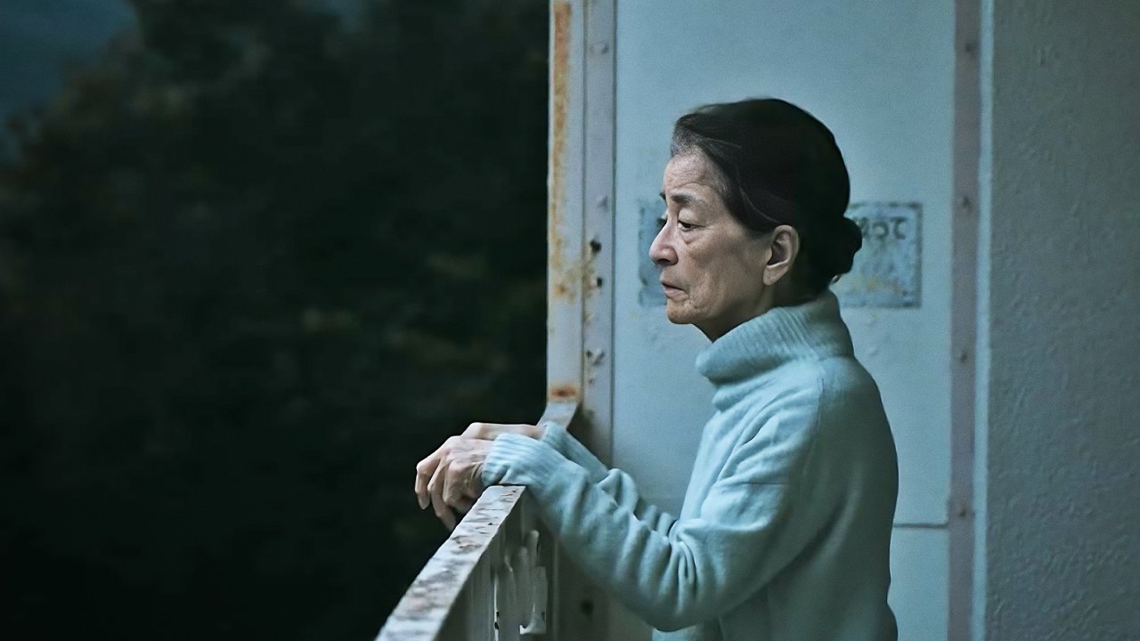 Plan 75, la recensione: un mondo (distopico) di anziani senza futuro