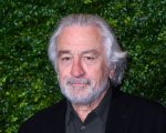 Robert De Niro svela il nome e pubblica la foto della figlia neonata