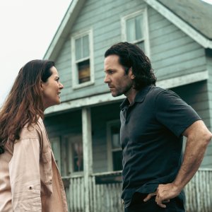 From 2: una scena della serie