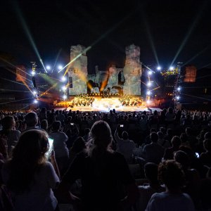 TUTTI SU! Buon compleanno Claudio: un'immagine