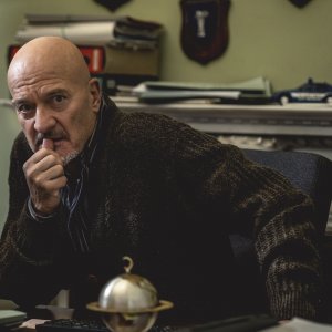 Vivere non è un gioco da ragazzi: Claudio Bisio nella serie Rai