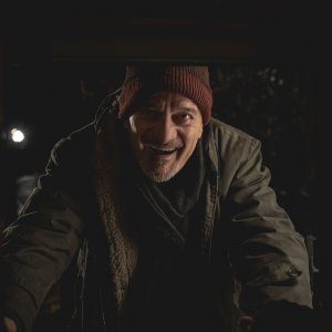 Vivere non è un gioco da ragazzi: Claudio Bisio in una scena della serie Rai