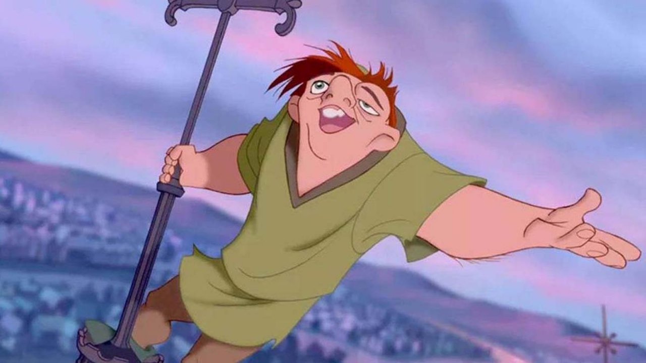 Il gobbo di Notre Dame: il remake live action Disney in pausa per via della storia 'troppo realistica'