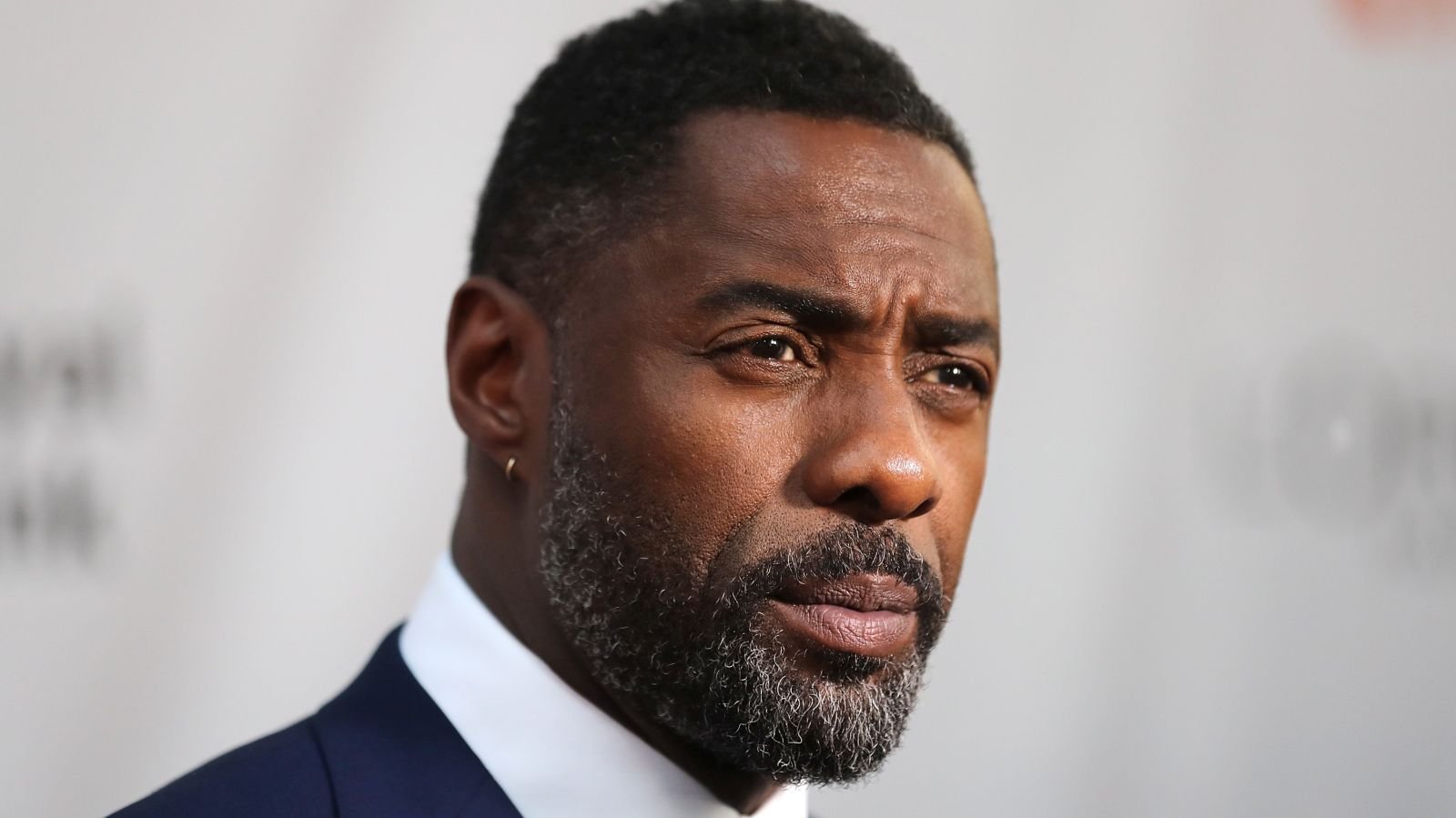 Idris Elba interprete e regista del thriller carcerario Infernus