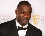 James Bond, Tom Hanks vuole Idris Elba come nuovo 007: 'Dategli la licenza di uccidere'