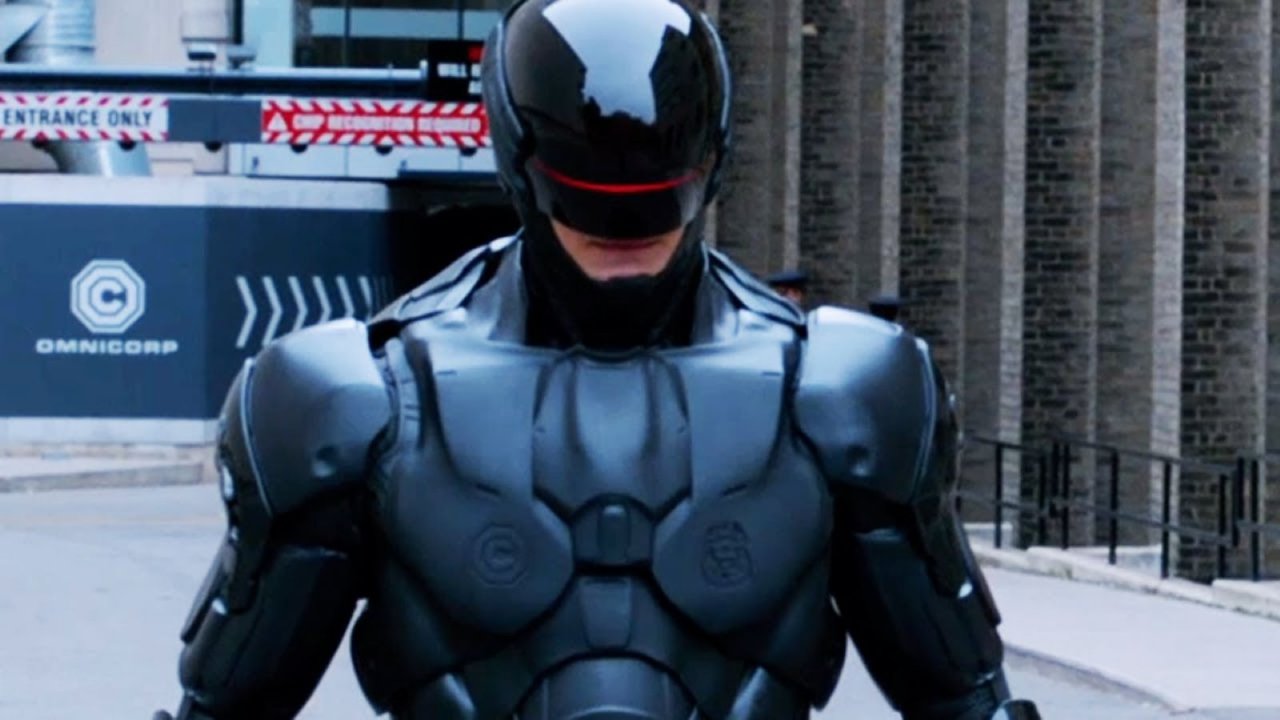 RoboCop, stasera su Rai 4: trama e cast del film con Joel Kinnaman e Gary Oldman