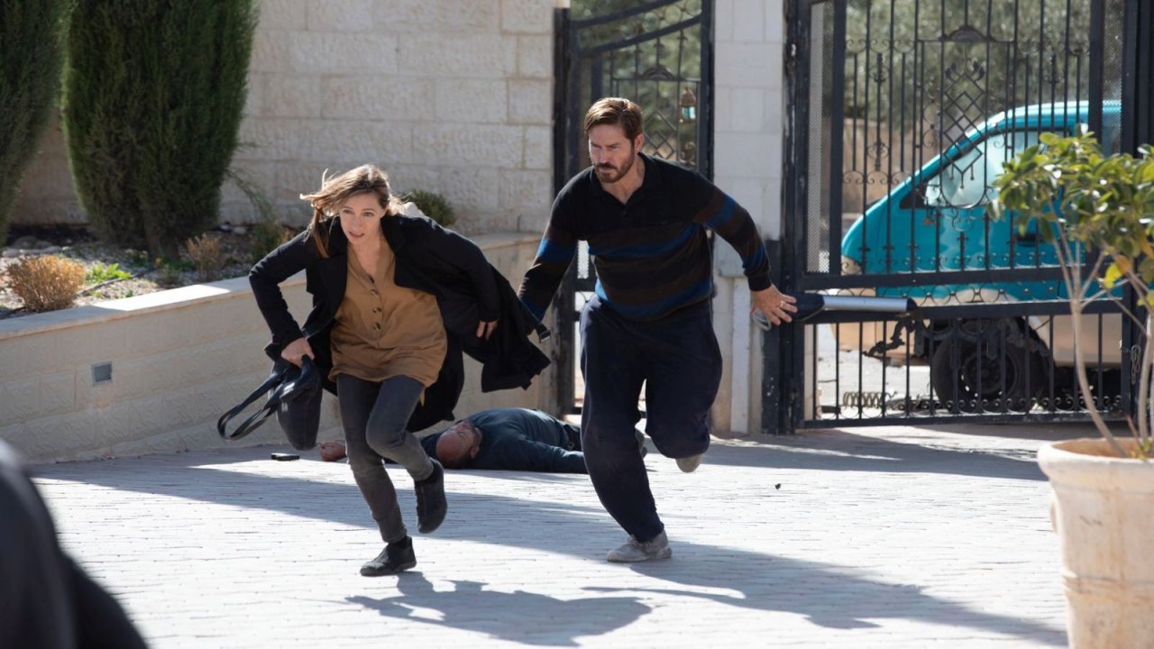 Infidel, la recensione: Jim Caviezel in un thriller sullo scontro di religioni