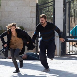 Infidel: una scena del flim