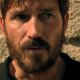 Infidel stasera su Rai 4: trama e cast del thriller politico con James Caviezel