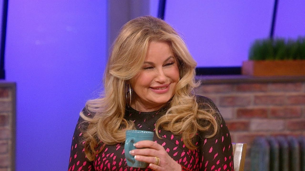 Jennifer Coolidge, Brian Cox, Dustin Hoffman e Gabrielle Union star della commedia Riff Raff