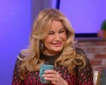Jennifer Coolidge, Brian Cox, Dustin Hoffman e Gabrielle Union star della commedia Riff Raff