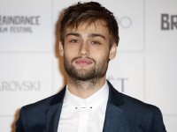 I dolori del giovane Werther, Douglas Booth tra le star del nuovo adattamento del romanzo