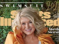 Martha Stewart sulla copertina di Sport Illustrated a 81 anni: 'Mai fatte operazioni di chirurgia plastica'