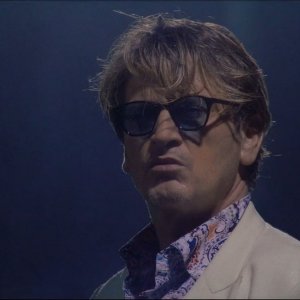 Pacifiction – Un mondo sommerso, un primo piano di Benoît Magimel