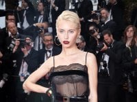 Cannes 2023, il nude look di Iris: la figlia di Jude Law conquista il red carpet (FOTO)